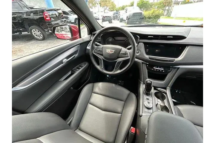 $24805 : Cadillac XT5 2023 Luxury 4dr image 9