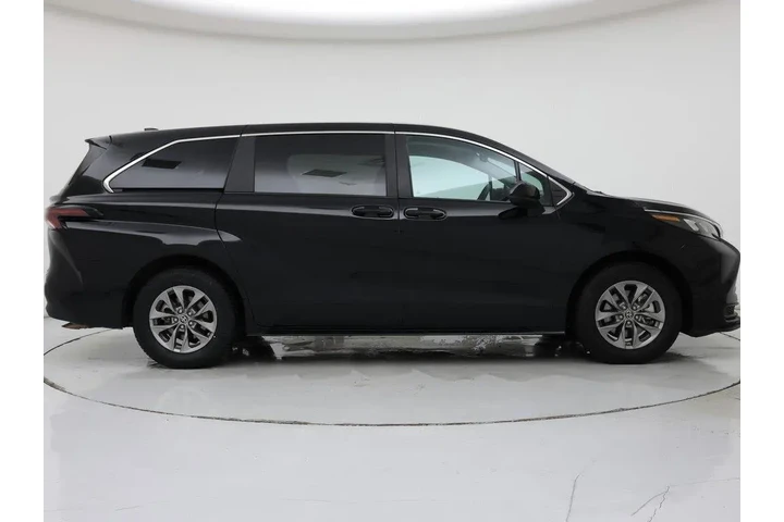 $34998 : Toyota Sienna 2024 LE 8-Pass image 7