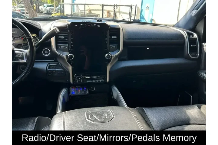 $39590 : Ram 3500 2021 4x4 Laramie 4d image 10