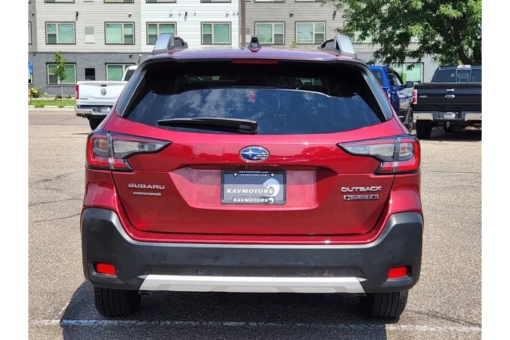 $27495 : 2025 Outback Touring XT image 9