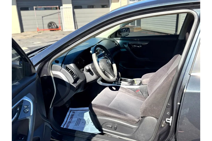 $8995 : 2013 Altima image 5
