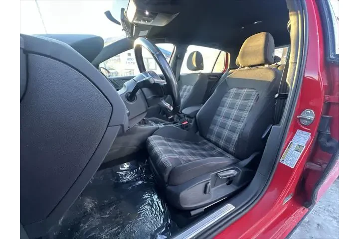 $15999 : Volkswagen Golf GTI 2017 S 4 image 2