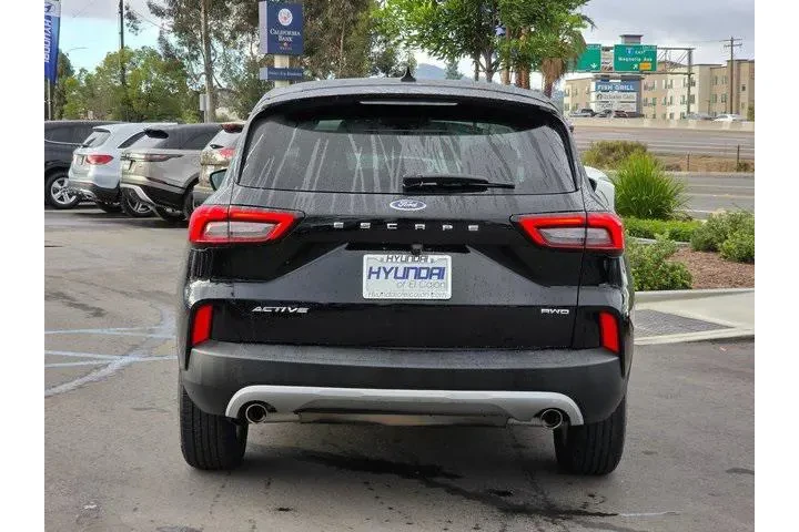 $17000 : Ford Escape 2023 AWD Active image 6