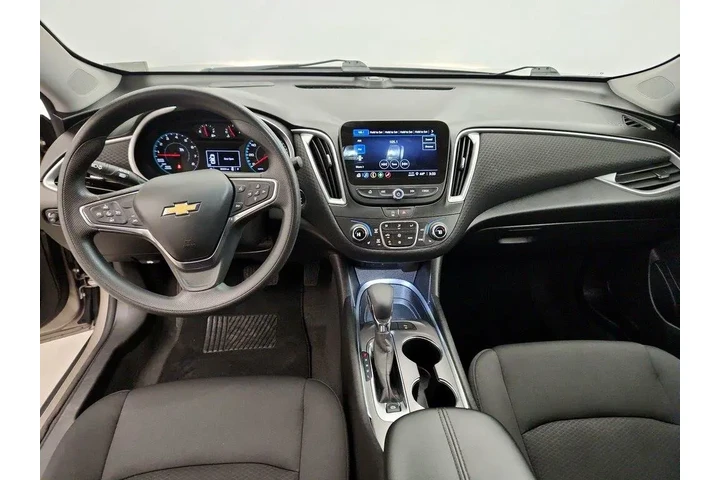 $18998 : Chevrolet Malibu 2024 LT 4dr image 9