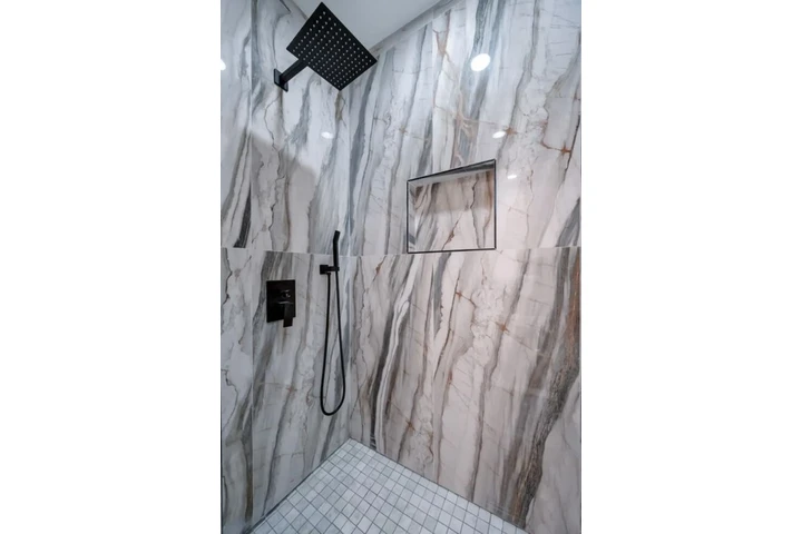 $1945 : 2 BEDROOM HOME IN LOS ANGELES image 10