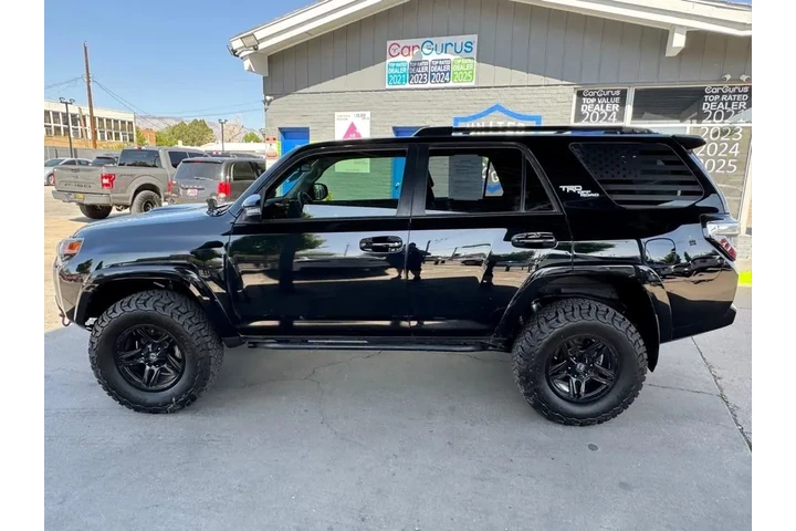 2021 4Runner TRD Off-road Pre image 8