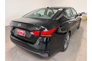 $17960 : Nissan Altima 2023 2.5 SV 4d thumbnail