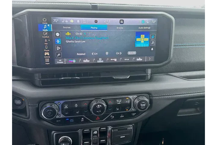 $37735 : Jeep Wrangler 2024 4x4 Rubic image 10