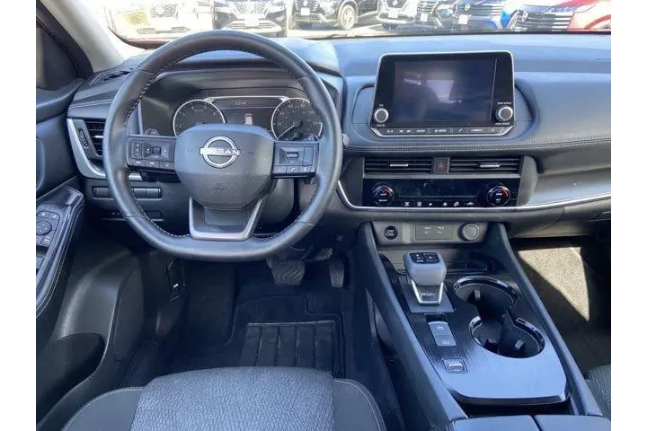 $20564 : Nissan Rogue 2025 SV 4dr Cro image 10