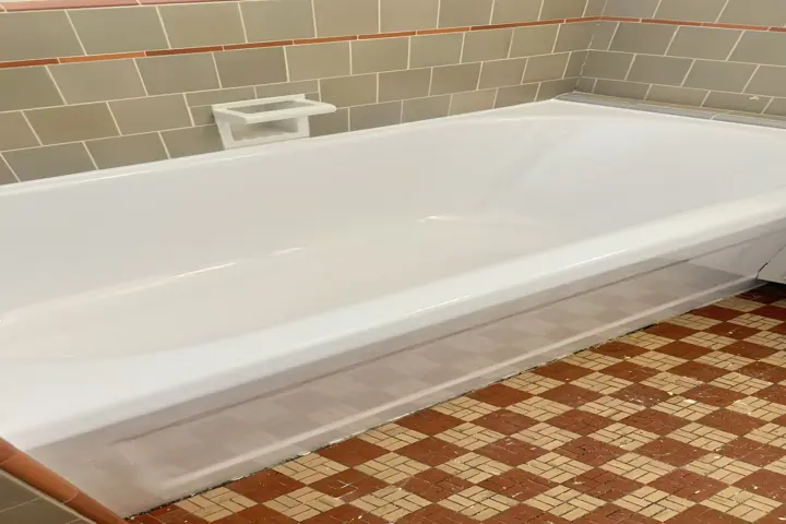 Tub refinishing and Reglazing image 6