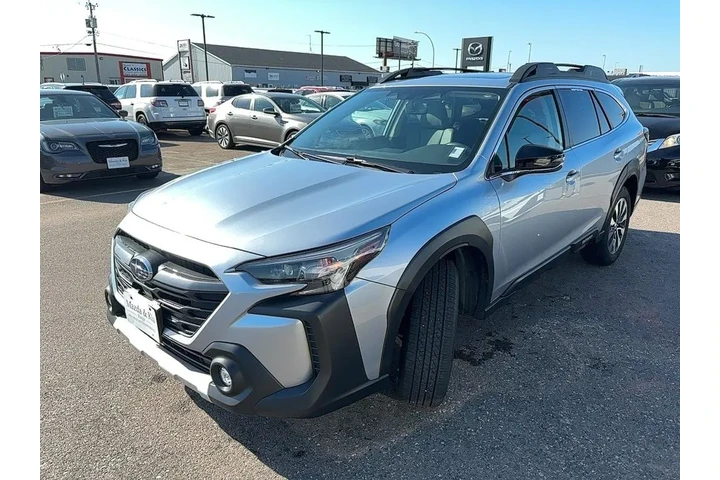 $33997 : 2024 Outback Limited XT image 7