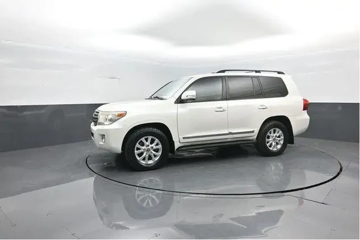 $33892 : Toyota Land Cruiser 2013 AWD image 4