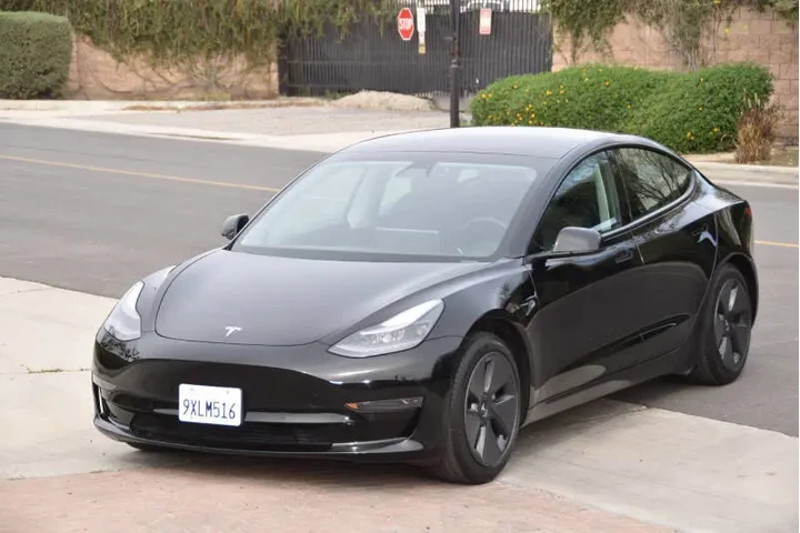 $22500 : 2021 Model 3 Standard Range P image 3