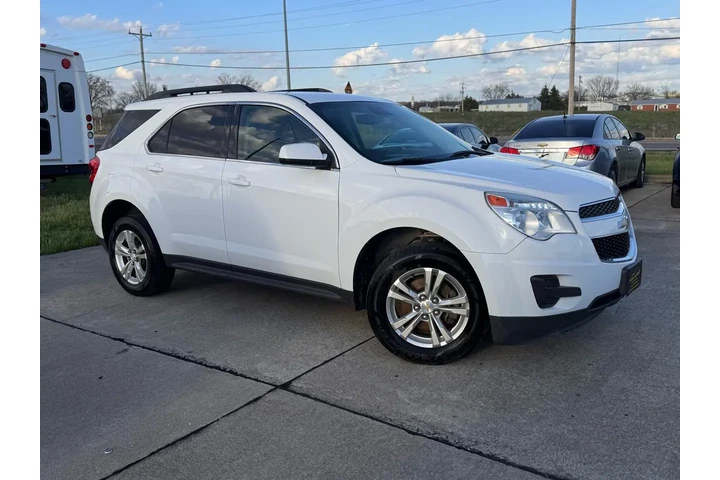 2013 Equinox 1LT AWD image 4