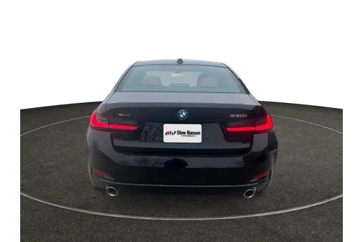 $39998 : BMW 3 Series 2025 AWD 330i x image 4