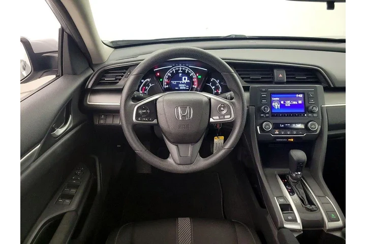 $16998 : Honda Civic 2018 LX 4dr Seda image 10