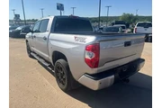 $28995 : Toyota Tundra 2021 4x2 SR5 4 thumbnail