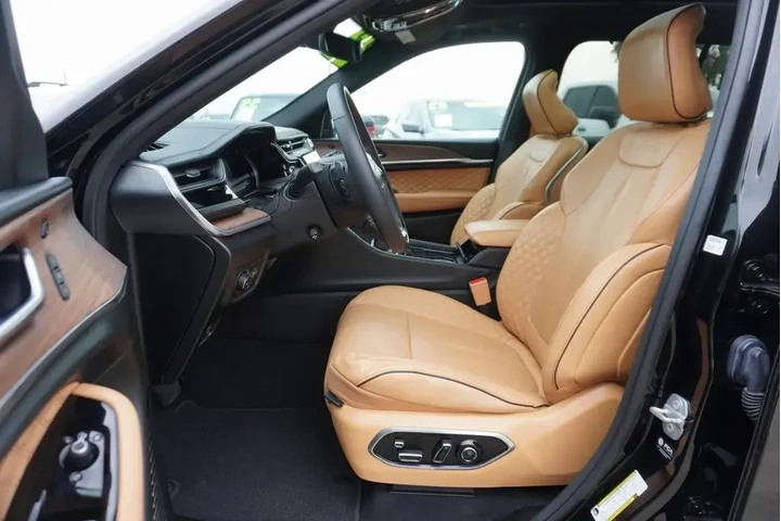 $33988 : Jeep Grand Cherokee 2022 4x4 image 7