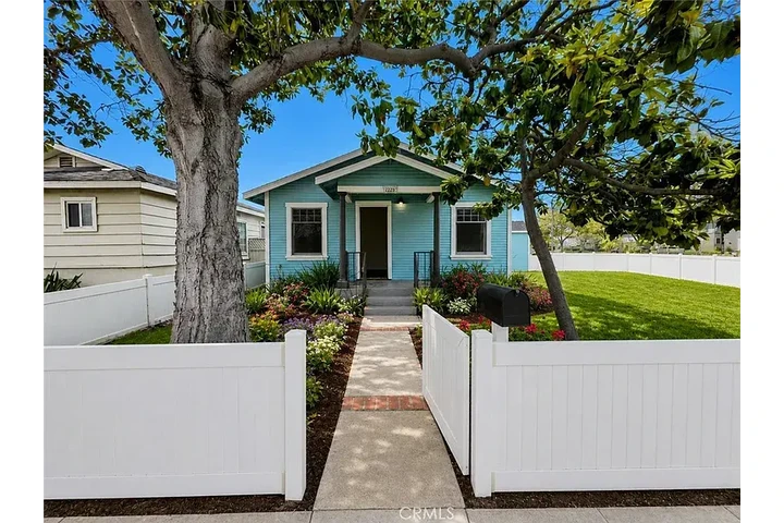 $1100 : 2226 Arlington Ave, Torrance, image 2