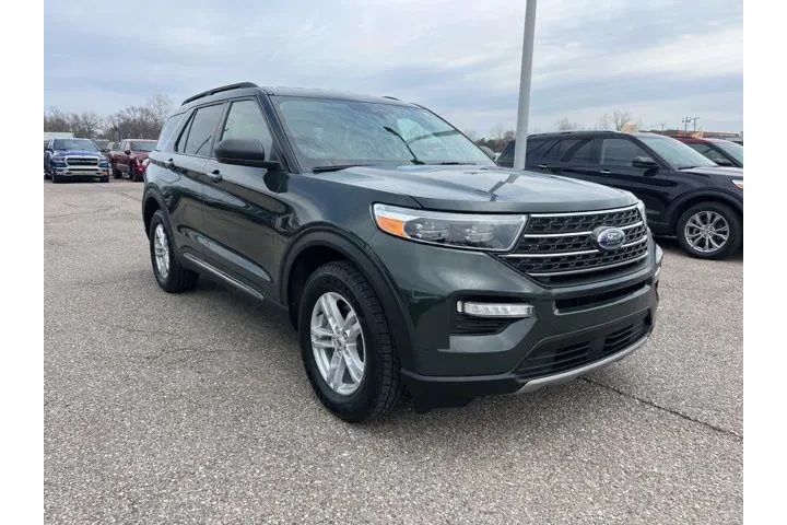 $25548 : Ford Explorer 2022 AWD XLT 4 image 3
