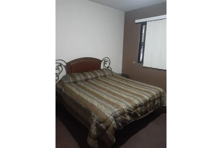 $6000 : Amplia habitación image 1