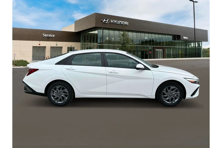 $19998 : Hyundai ELANTRA 2024 SEL 4dr image 9