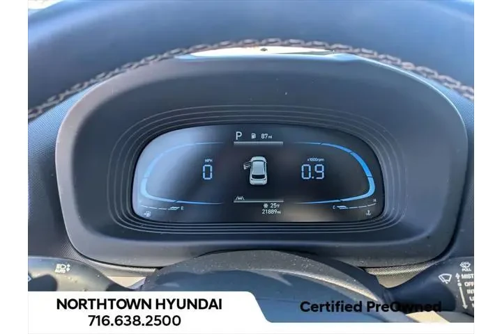 $18422 : Hyundai VENUE 2023 SEL 4dr C image 9