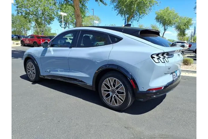 $33823 : Ford Mustang Mach-E 2024 Pre image 6