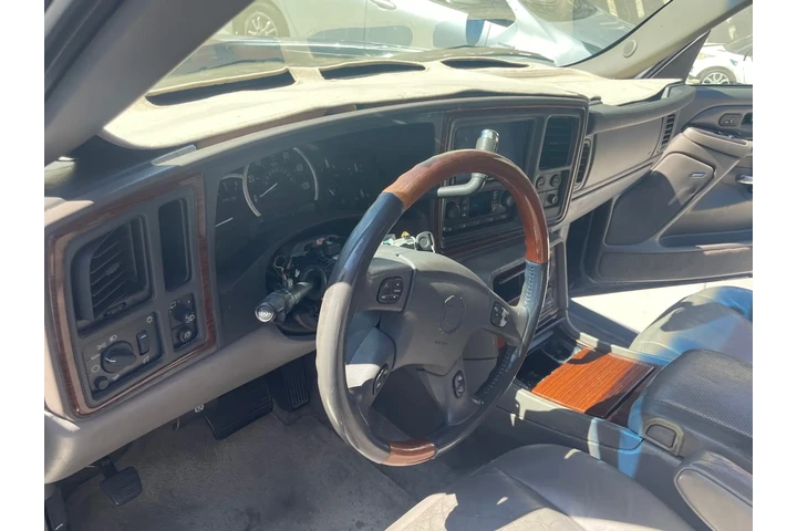 $4900 : 2003 Cadillac Escalade image 5
