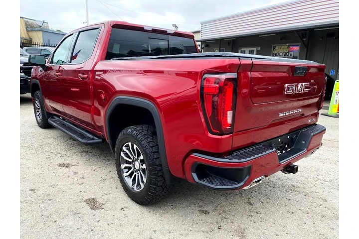 2021 GMC Sierra 1500 AT4 Crew image 4