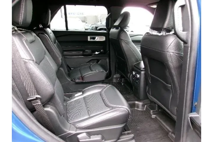 $39996 : Ford Explorer 2022 AWD ST 4d image 5