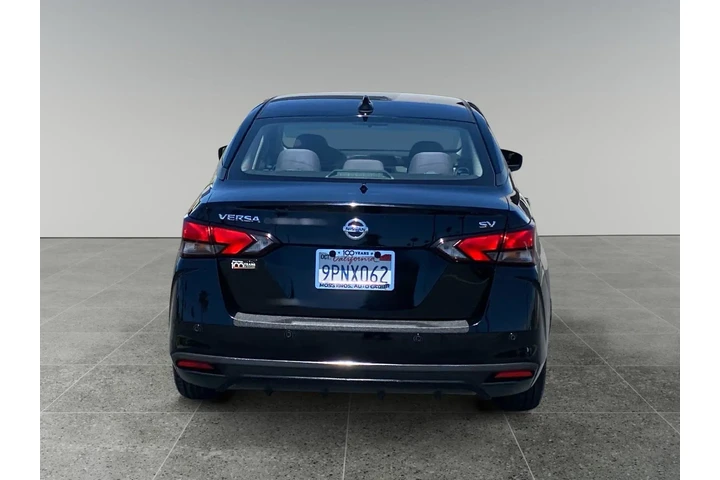 $19154 : Nissan Versa 2022 SV 4dr Sed image 4