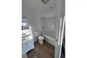 CASA NUEVA EN RENTA L.A. 90044 en Los Angeles