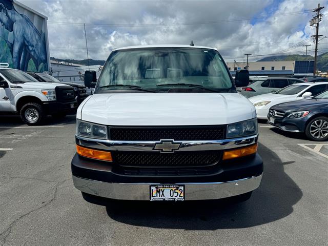 $35995 : 2019 Express Passenger RWD 35 image 2