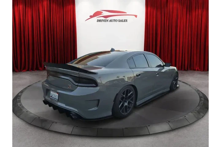 $31995 : 2017 Charger image 6