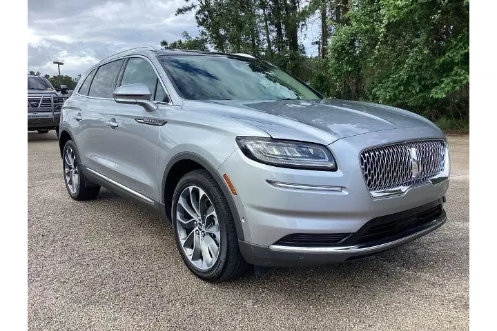 $34896 : Lincoln Nautilus 2022 AWD Re image 3