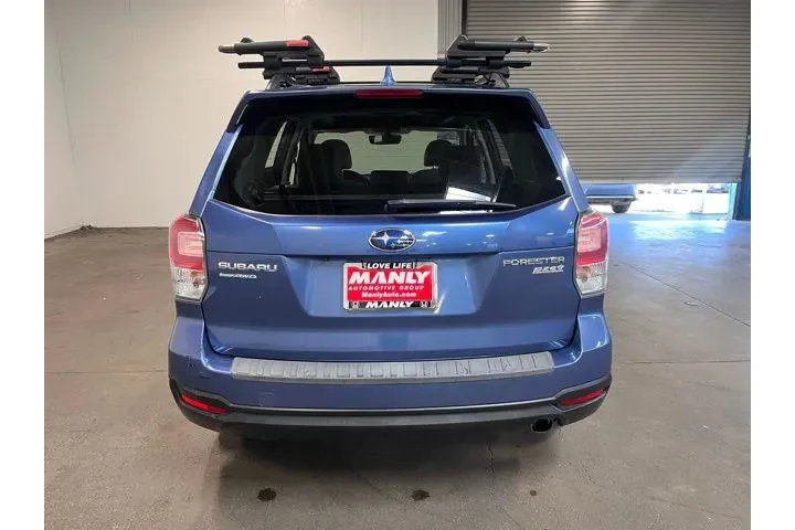 $16993 : Subaru Forester 2017 AWD 2.5 image 4
