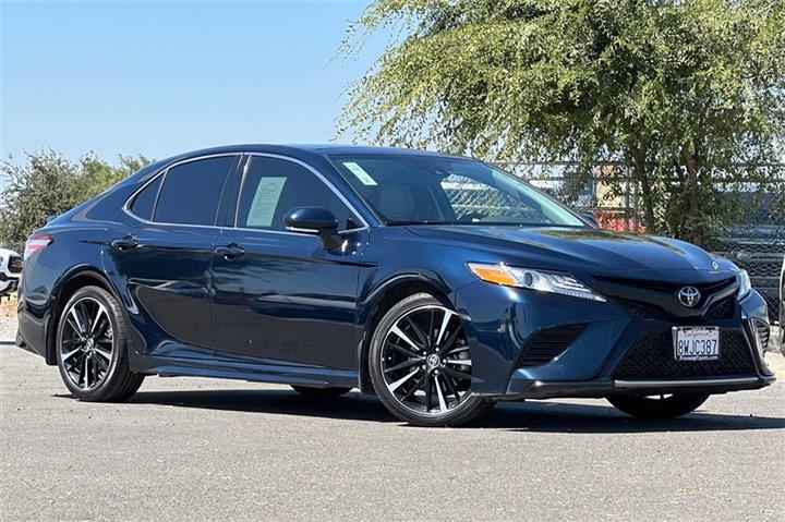 $24600 : Camry XSE image 2