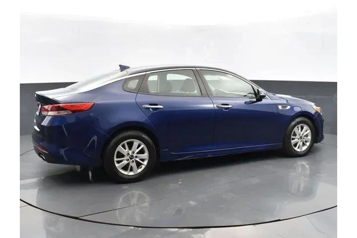 $11487 : Kia Optima 2018 S 4dr Sedan image 4