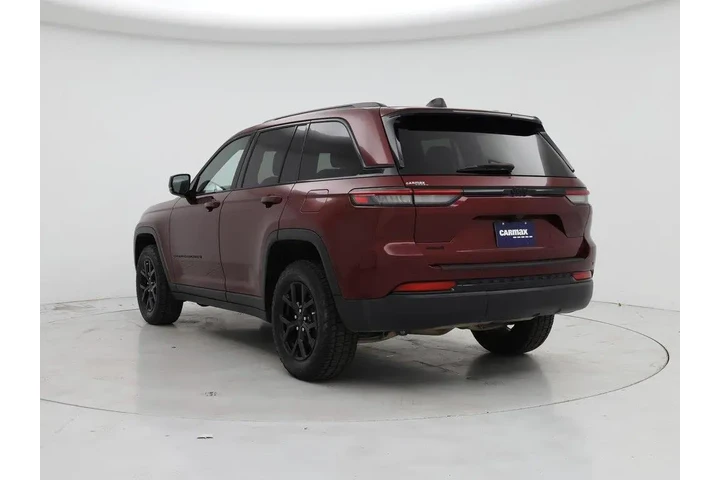 $29998 : Jeep Grand Cherokee 2024 4x4 image 2