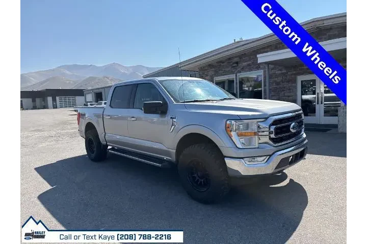 $27687 : Ford F-150 2021 4x4 XLT 4dr image 2