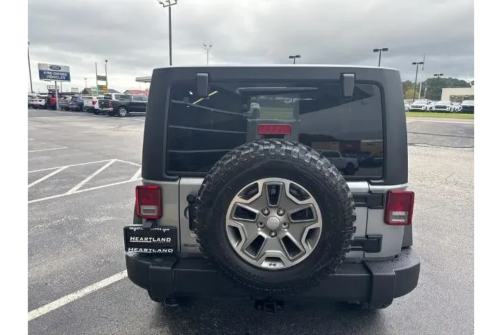 $25185 : Jeep Wrangler Unlimited 2017 image 10