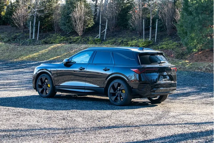 $27195 : Acura ZDX 2024 AWD Type S 4d image 5