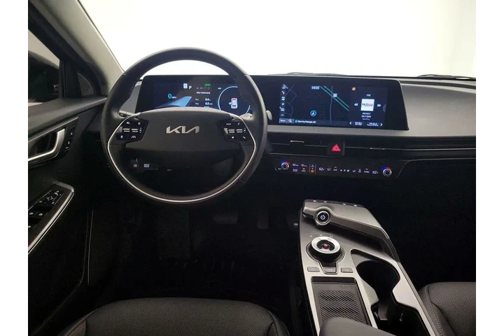 $29998 : Kia EV6 2023 Wind 4dr Crosso image 10