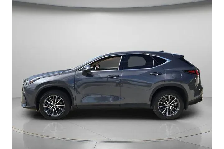 $39957 : Lexus NX 250 2024 Premium 4d image 3