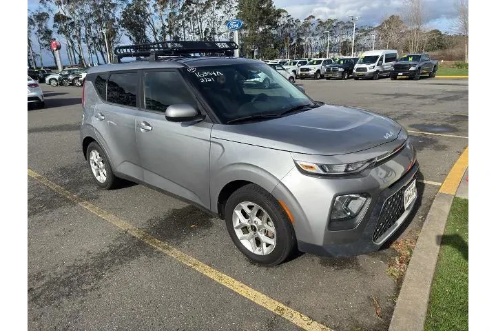 $9995 : Kia Soul 2022 S 4dr Crossove image 2