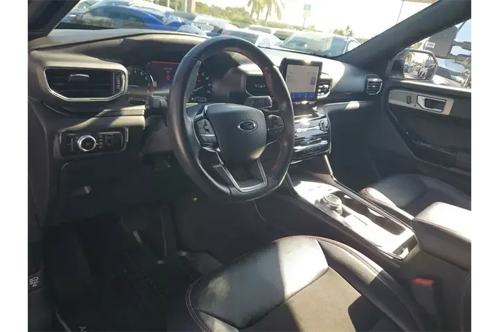 Ford Explorer 2023 ST-Line 4 image 9