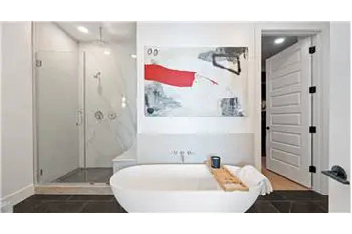 $7540 : Rental property with 2 bedro image 8