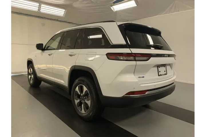 $39775 : Jeep Grand Cherokee 2023 4x4 image 6