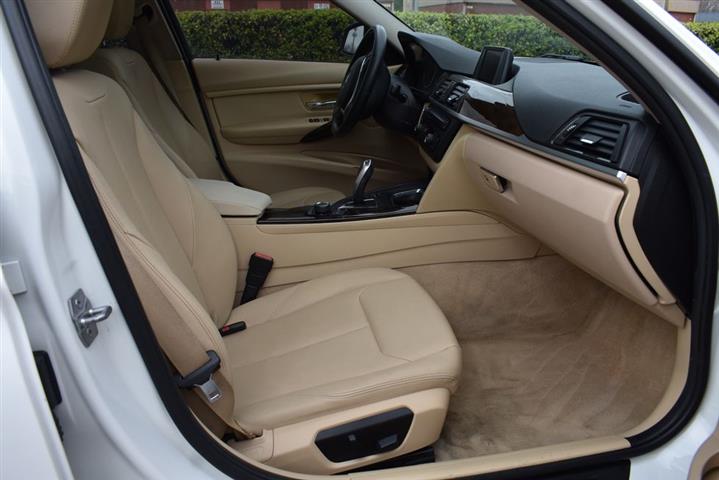 2015 BMW 3 Series 328i image 5